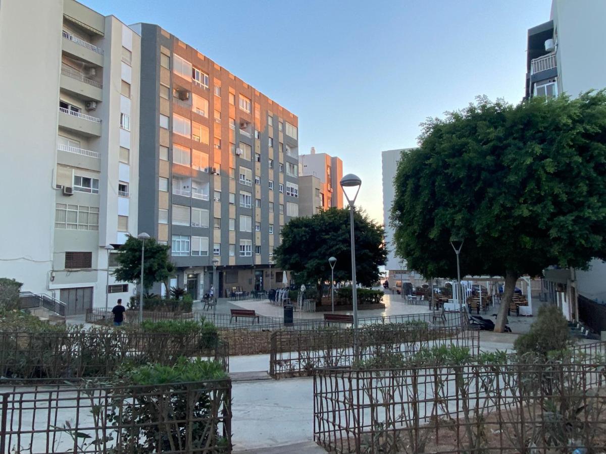 Paseo Maritimo Almeria Zapillo Daniel Eksteriør billede